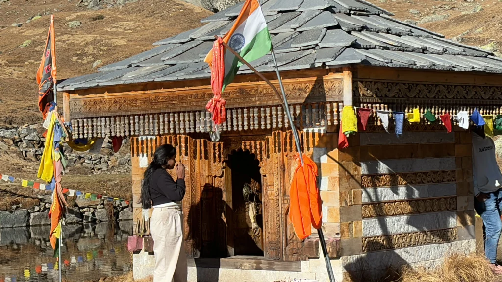 Yulla Kanda, worlds highest krishna temple