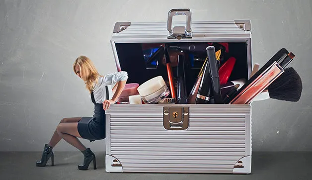 summer travel beauty kit