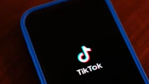 Become a Travel Influencer by Making TikTok Videos